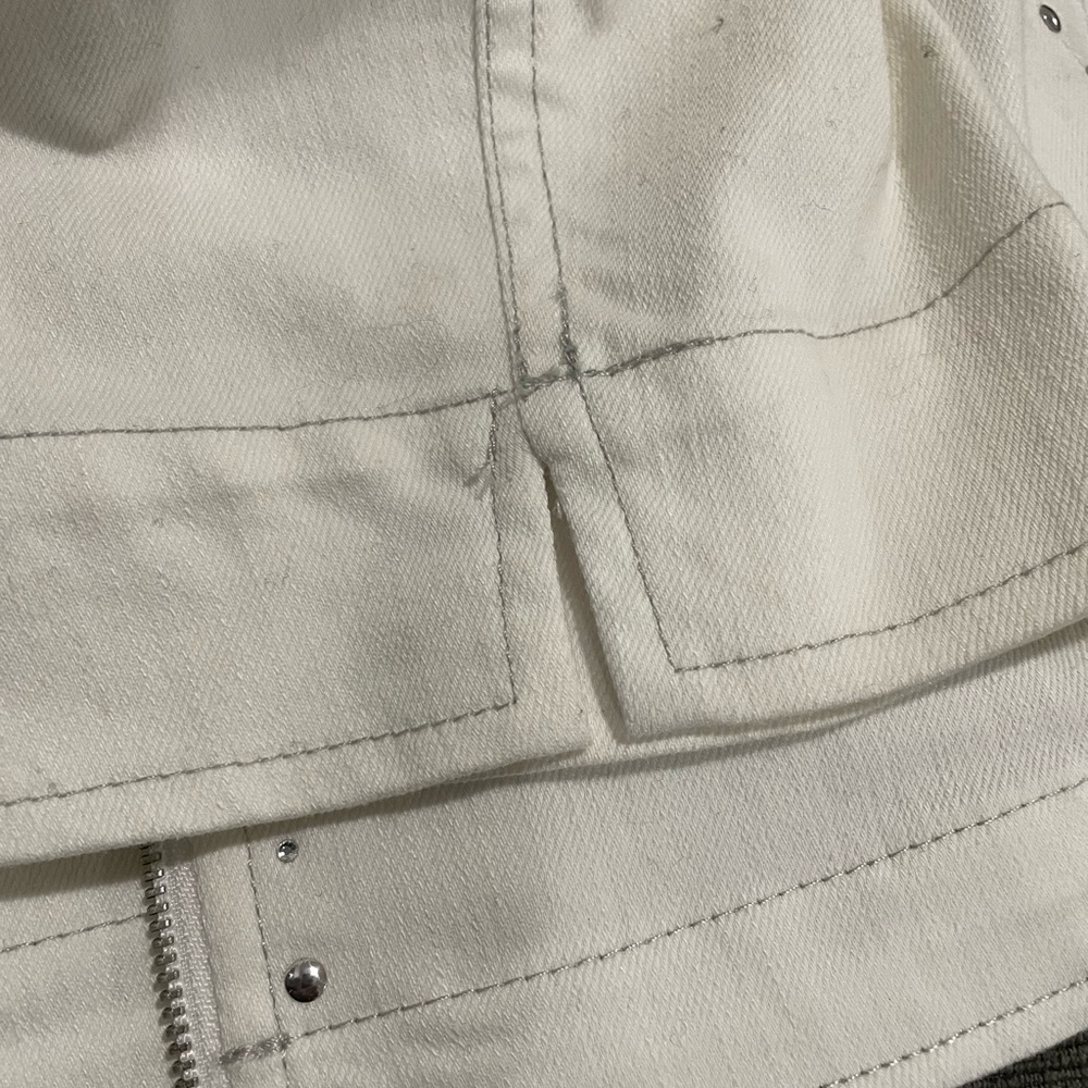 Alfred Dunner women’s Denim stretch white Jean Jacket. Size petite 16 . - Picture 6 of 8